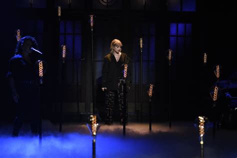 Taylor Swift Performs "False God" on Saturday Night Live | Taylor Swift's Performances on ...