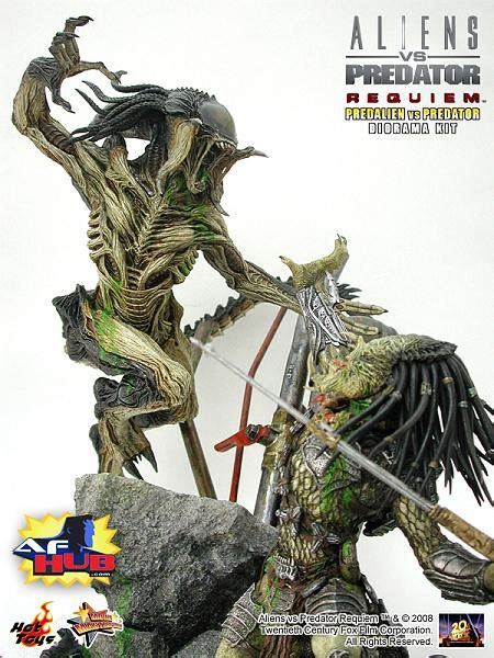 AFHUB - The Action Figure Hub - AVP-R PredAlien vs Predator Diorama Kit ...