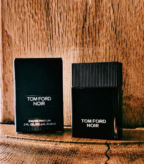 Noir Tom Ford cologne - a fragrance for men 2012