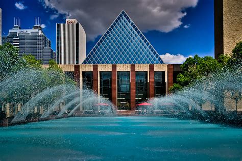 Places To Visit in Edmonton, Canada For a Travelling Architect - RTF ...