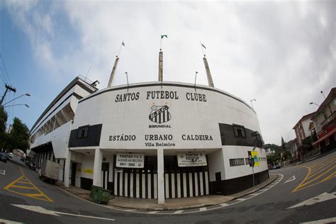 Estádio do Santos: 10 razões para você conhecer à Vila Belmiro