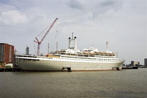 Free Rotterdam Cruise Ship Stock Photo - FreeImages.com