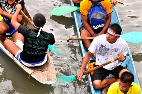 Peñafrancia Festival 2013: Fluvial Procession - The Daily Posh | A lifestyle and travel blog.