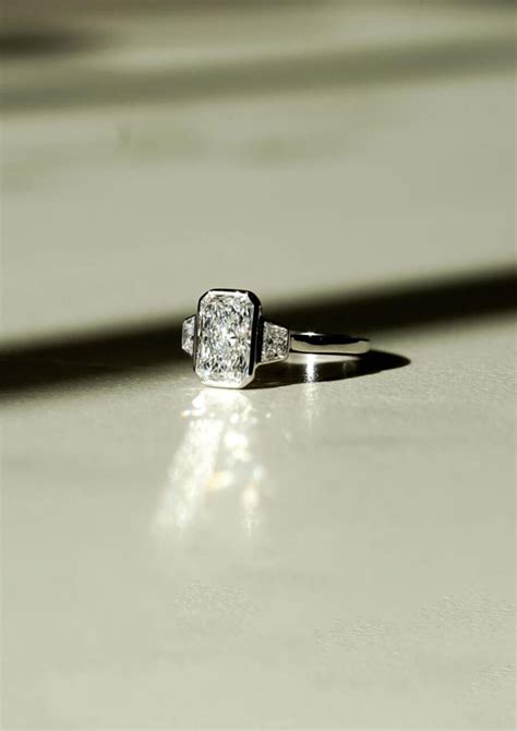 All You Need to Know About Lab Grown Diamond Rings | Frank Darling