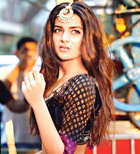 Tiger Shroff’s ’Munna Michael’ co-star Nidhhi Agerwal gets injured