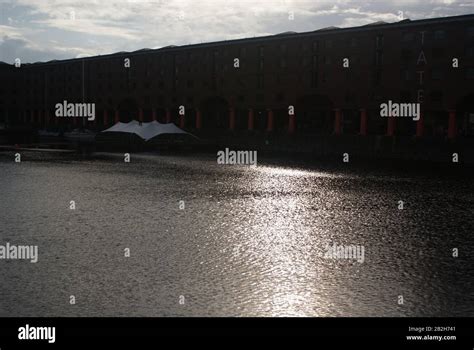 Royal albert docks history hi-res stock photography and images - Alamy