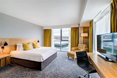 Quay View | Superior Room | Hotel Rooms In Dundee | Apex Hotels