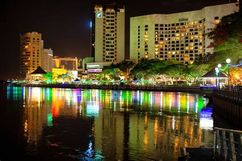 Night Time View Along the Banks of the Sarawak River Editorial Photo - Image of reflection ...