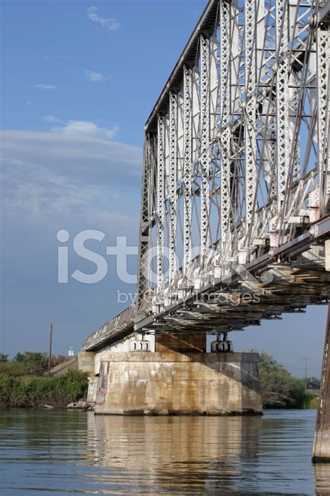 Snake River Bridge Stock Photo | Royalty-Free | FreeImages