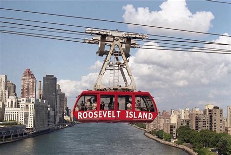 Roosevelt Island Tramway | Accidentally Wes Anderson