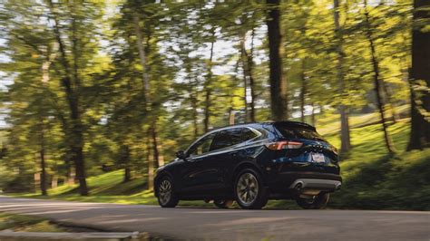 2020 Ford Escape Hybrid: A greener small SUV - CNET