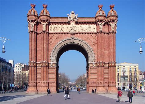 File:Arc de Triomf Barcelona.jpg - Wikimedia Commons