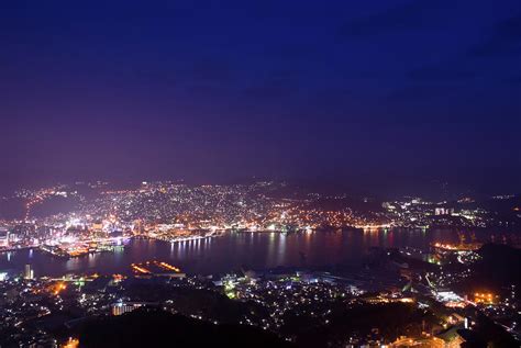 Nagasaki Night View by Travelsoda Photo