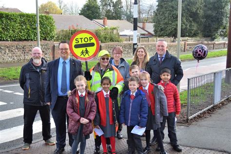 Wordsley school crossing “legend” hits milestone | Mike Wood MP