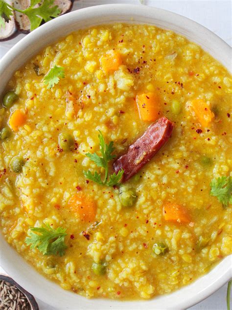 Indian Khichdi Recipe: Rice and Lentil Porridge - Cooking The Globe