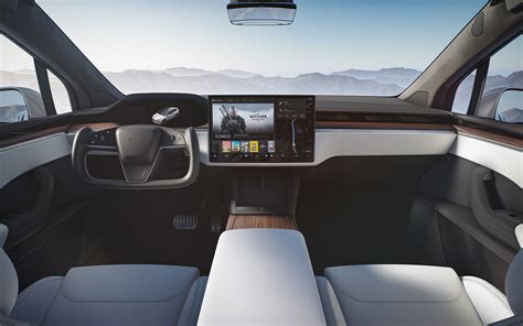 Tesla : la Model 3 aurait bientôt droit à un nouveau design avec un volant Yoke