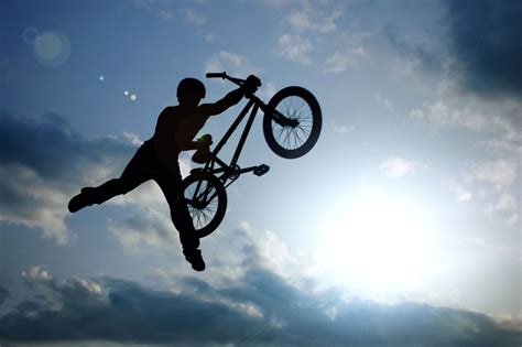 BMX Racing Bikes vs. BMX Trick Bikes - What Is The Best Choice?