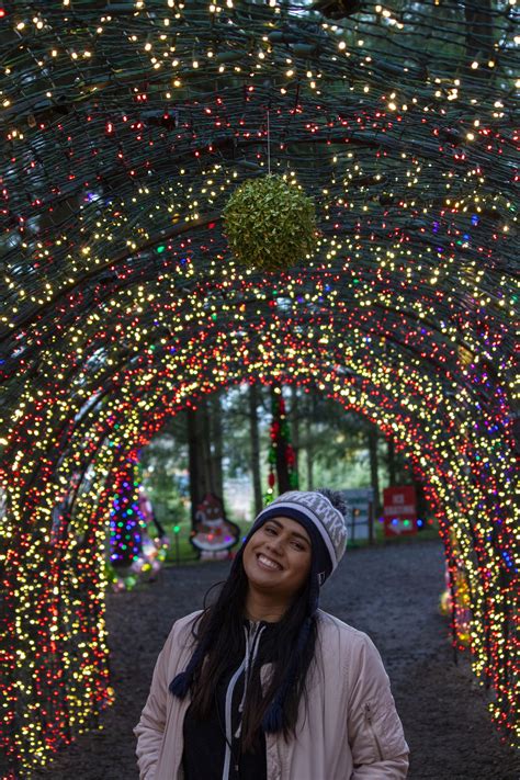 oregon garden resort christmas lights - Dorie Strange