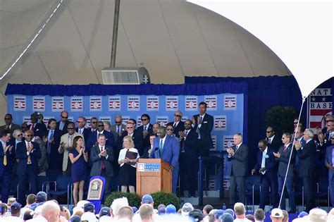 File:Lee Smith giving induction speech to Baseball Hall of Fame July 2019.jpg - Wikimedia Commons