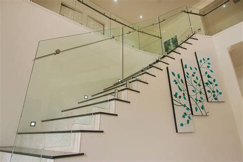 Planning a glass balustrade for your home? Get a free quote! | AVG ...