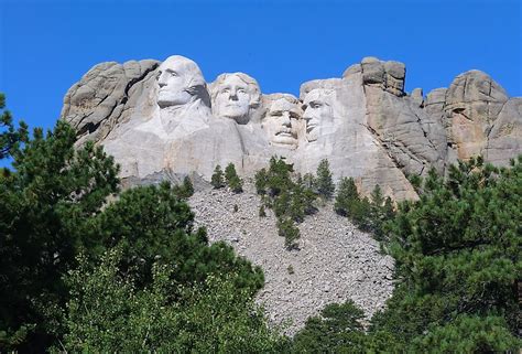 Which Four Presidents Are On Mount Rushmore? - WorldAtlas
