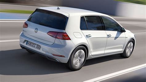 Volkswagen boosts range of e-Golf electric car