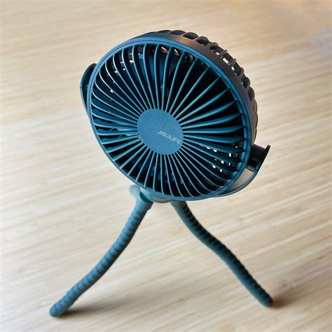 Razer Core X External GPU Review TechSpot | Usb Fan-desktop Fan-ideal For Desktop Fans ...