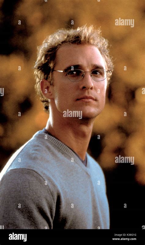 WEDDING PLANNER MATTHEW MCCONAUGHEY PORTRAIT Date: 2001 Stock Photo - Alamy