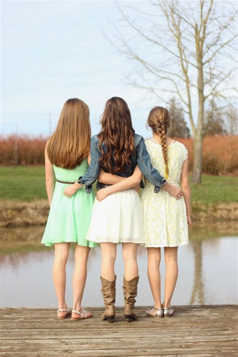 like pearls on a string: three sisters photoshoot ( & Riley:) )