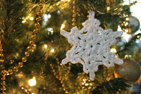 Crochet Snowflake Ornaments - Caitlin Wallace-Rowland Art & Design