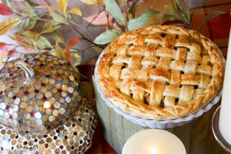 Maple Bourbon Apple Pie Recipe | Fall Apple Pie | Bourbon Apple Pie