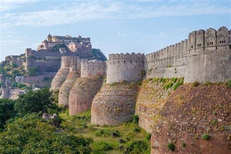 Kumbhalgarh Fort 2023: A Mini Guide For Your Vacay (With Photos)!