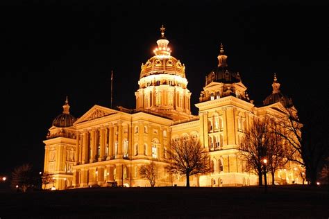 Iowa State Capitol | Iowa state, Iowa, Iowa farms