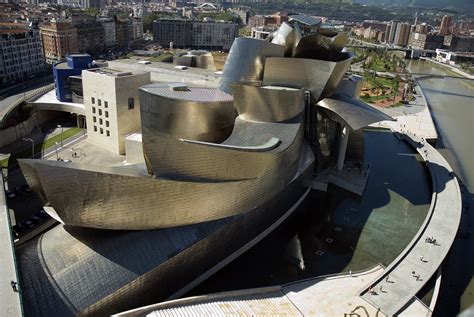 Architecture: Guggenheim Museum Bilbao — Musée Magazine