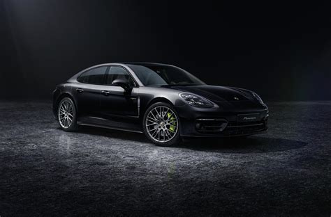 2022 Porsche Panamera - Auto Recent