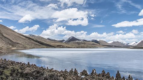 Sacred lake on plateau starts to thaw in Tibet - CGTN