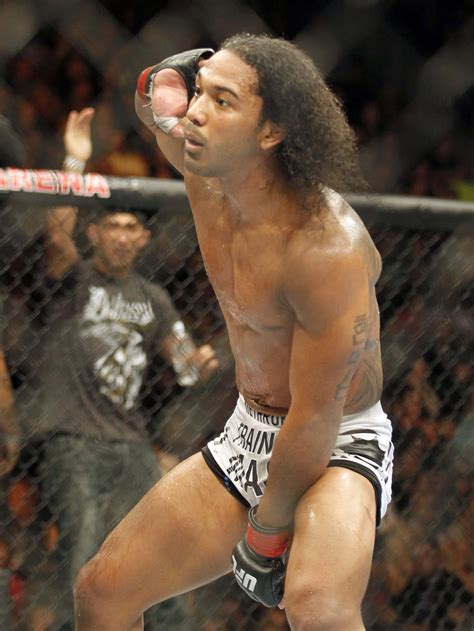 Download Ben Henderson Hulk Hogan Pose Wallpaper | Wallpapers.com