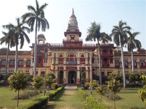 Banaras Hindu University backs Muslim Professor's selection