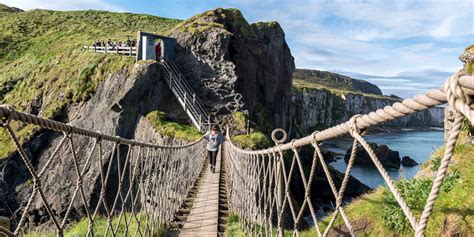 Carrick-a-Rede Rope Bridge: Thrilling and Beautiful | Justin Plus Lauren