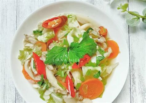 Resipi Sayur kubis dan cendawan goreng oleh Liana Nick - Cookpad