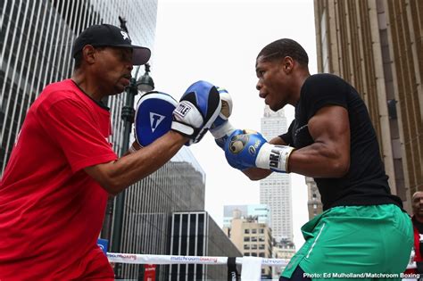 Devin Haney Analyzes Tank Davis Vs. Leo Santa Cruz - Boxing News 24