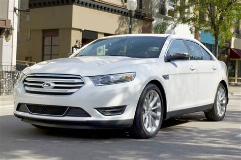 2016 Ford Taurus Sedan Pricing - For Sale | Edmunds