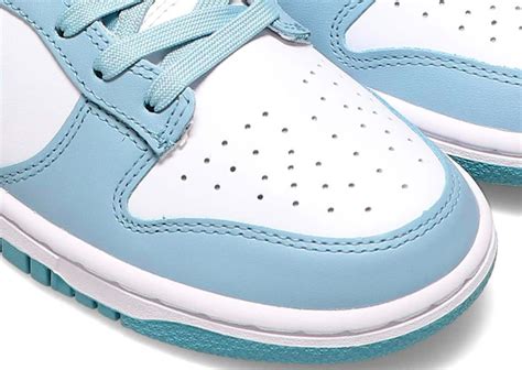 Paisley Accents This Upcoming Blue Nike Dunk Low - Sneaker News