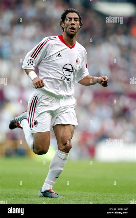 Rui costa ac milan hi-res stock photography and images - Alamy