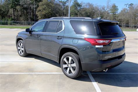 New 2020 Chevrolet Traverse LT Leather Sport Utility in Humble #02060642 | Robbins Chevrolet