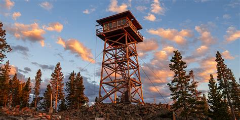 Spruce Mountain Fire Lookout Tower // ADVENTR.co