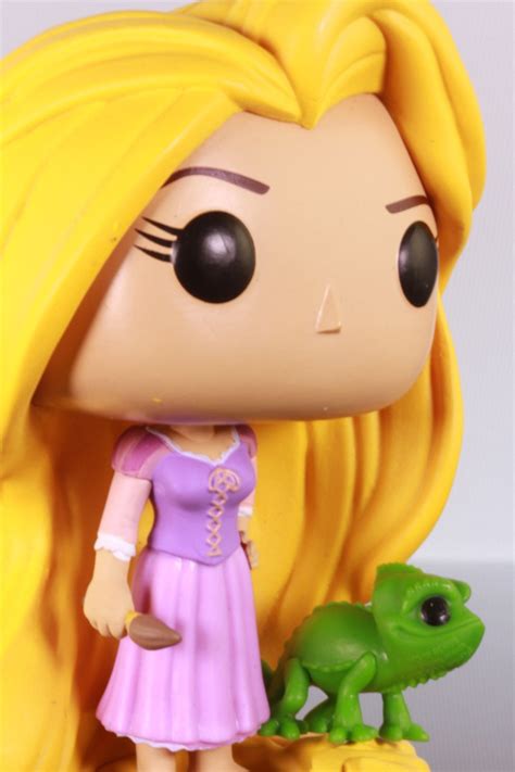 Funko Pop Disney, Tangled, Rapunzel and Pascal #147 | Funko pop disney, Funko pop, Funko