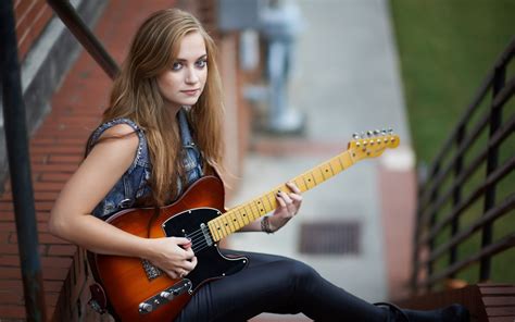 Women Playing Guitar Wallpapers - Wallpaper Cave