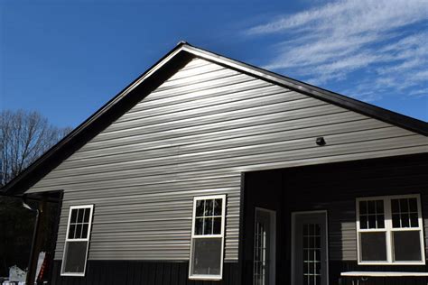 Orientation of Metal Siding Panels | All American Steel