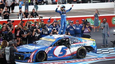 Kyle Larson wins NASCAR Cup Series championship at Phoenix Raceway - CNN